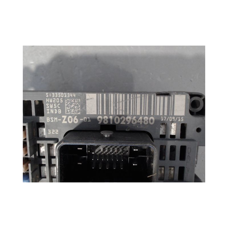 BOITE A FUSIBLES PEUGEOT 508 2010-