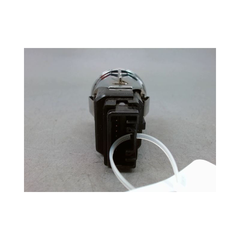 BOUTON DE DEMARRAGE TOYOTA COROLLA X Phase 2 2004-2007