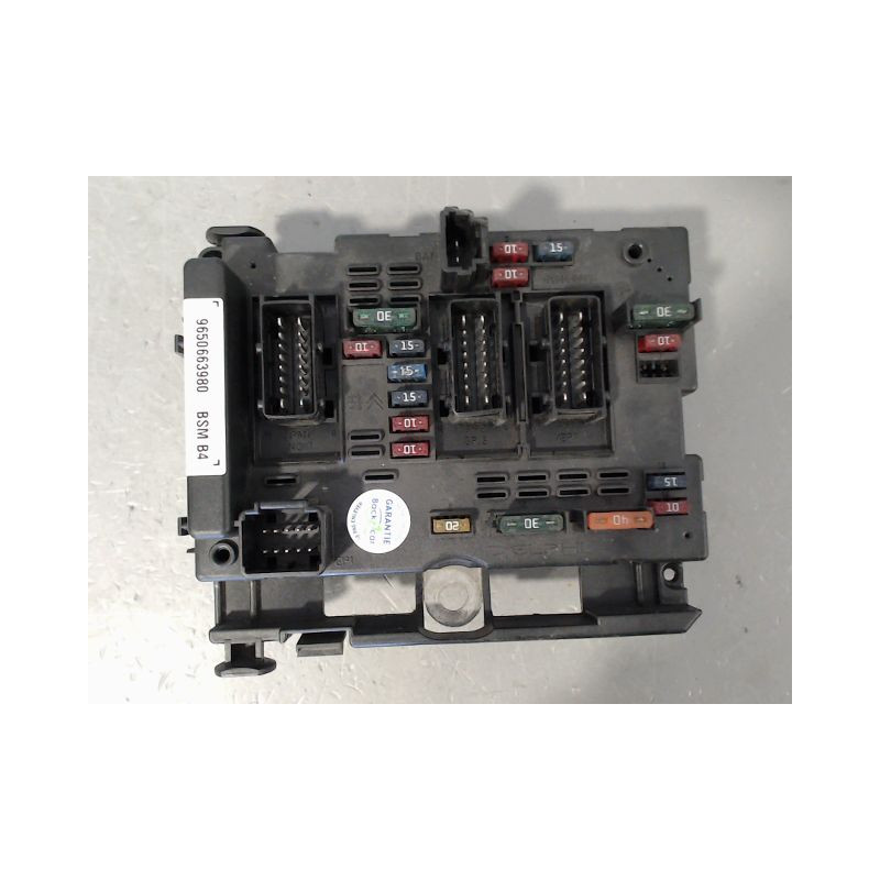 BOITE A FUSIBLES PEUGEOT 206 1998-2009