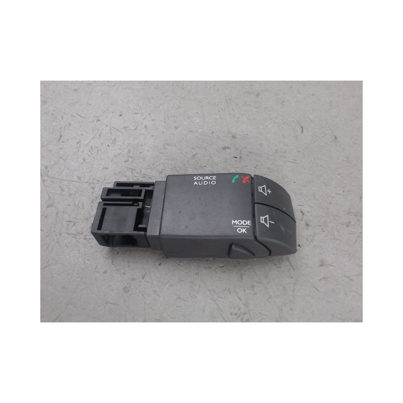 COMMANDE AUTORADIO RENAULT TWINGO