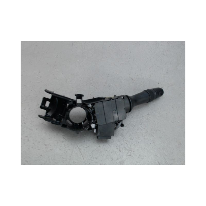 COMMANDE CLIGNOTANT TOYOTA VERSO