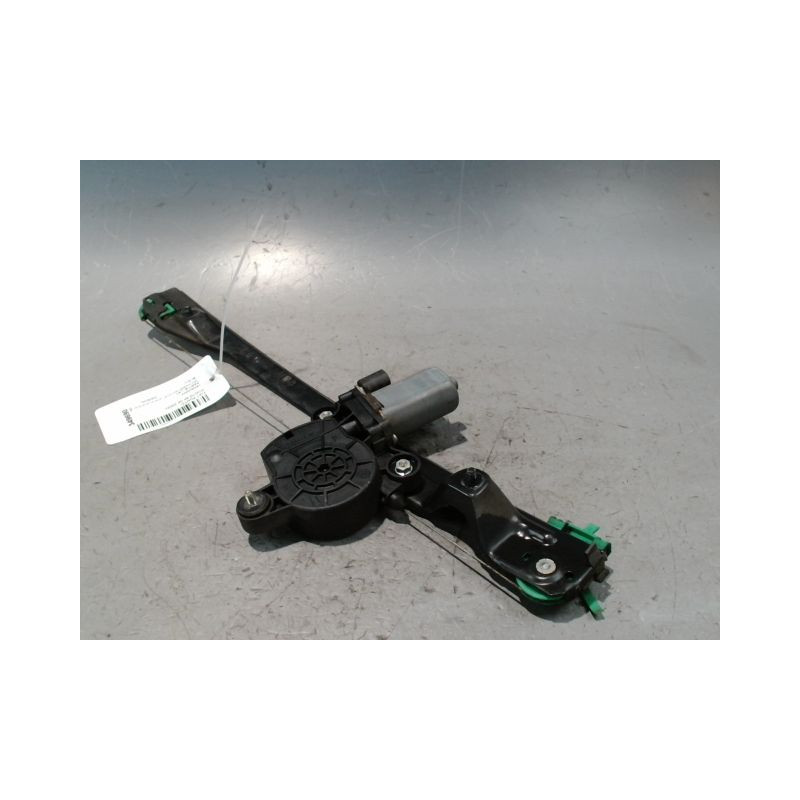 MECANISME+MOTEUR LEVE-GLACE AVANT GAUCHE FIAT PUNTO 2003-