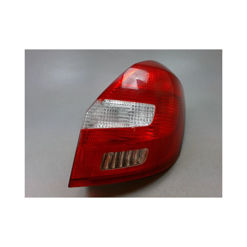 FEU ARRIERE DROIT SKODA FABIA BREAK 2008-