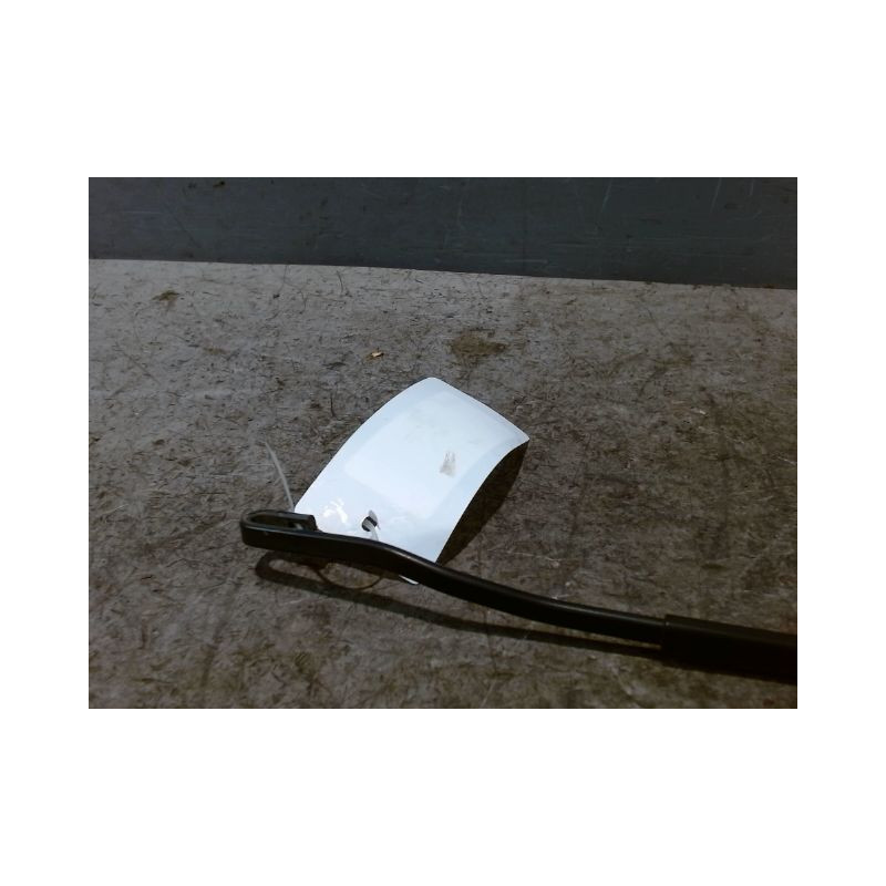 BRAS ESSUIE-GLACE AVANT GAUCHE HYUNDAI I10