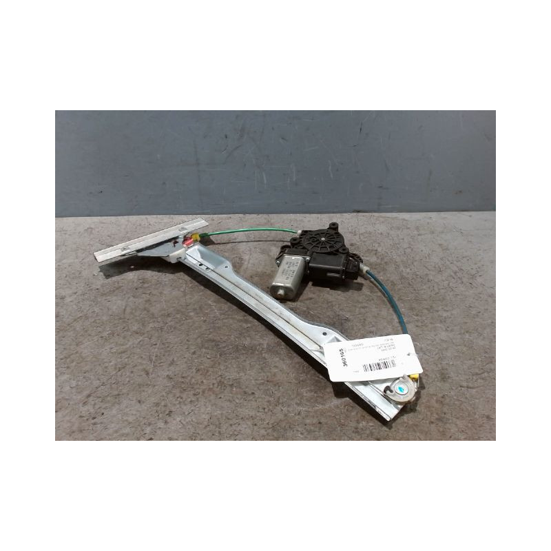 MECANISME+MOTEUR LEVE-GLACE AVANT DROIT OPEL CORSA