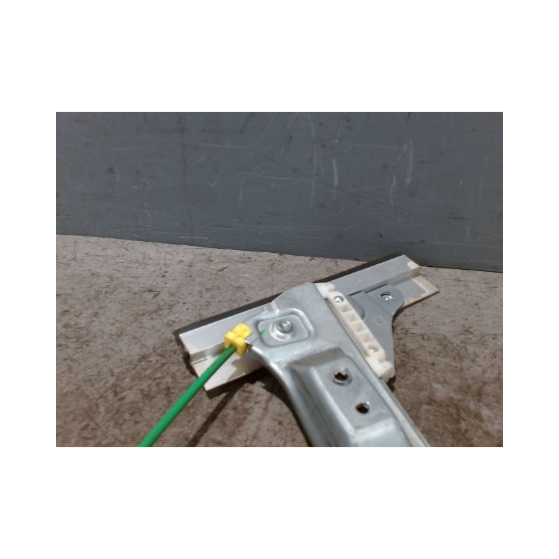 MECANISME+MOTEUR LEVE-GLACE AVANT DROIT OPEL CORSA