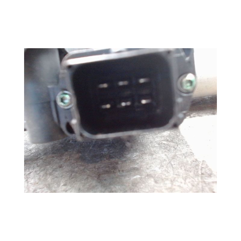 MECANISME+MOTEUR LEVE-GLACE AVANT DROIT OPEL CORSA