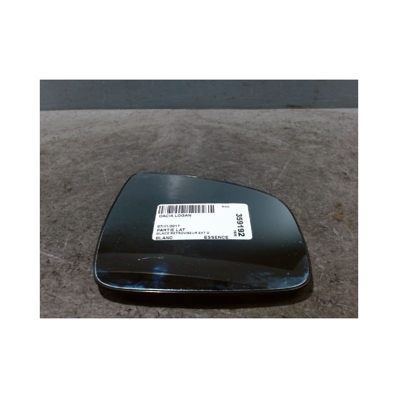 GLACE RETROVISEUR EXT D DACIA LOGAN