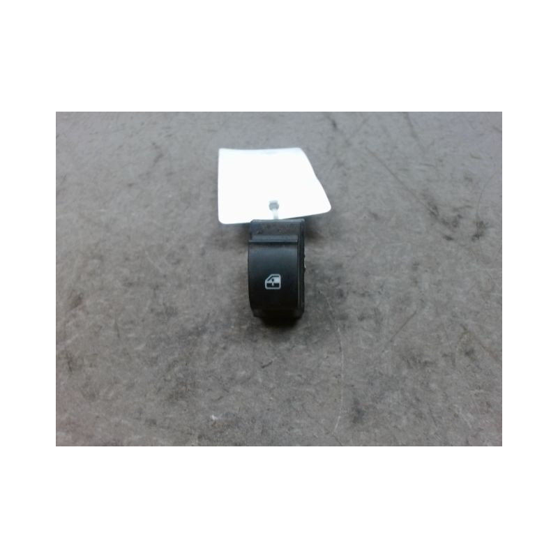 COMMANDE LEVE-GLACE PORTE AVD FIAT GRANDE PUNTO 2005-