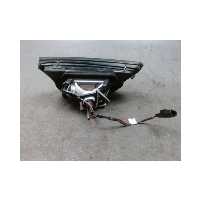 FEU ARRIERE INTERIEUR DROIT RENAULT CLIO