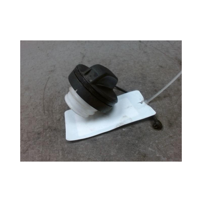 BOUCHON RESERVOIR A CARBURANT OPEL AGILA