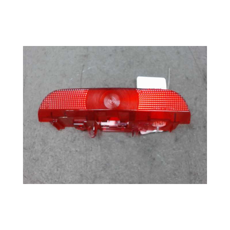 FEUX STOP SUPPLEMENTAIRE MAZDA MAZDA 2