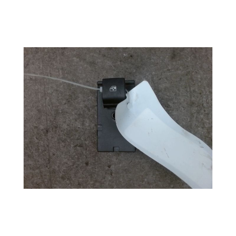 COMMANDE LEVE-GLACE PORTE ARD CHEVROLET CRUZE