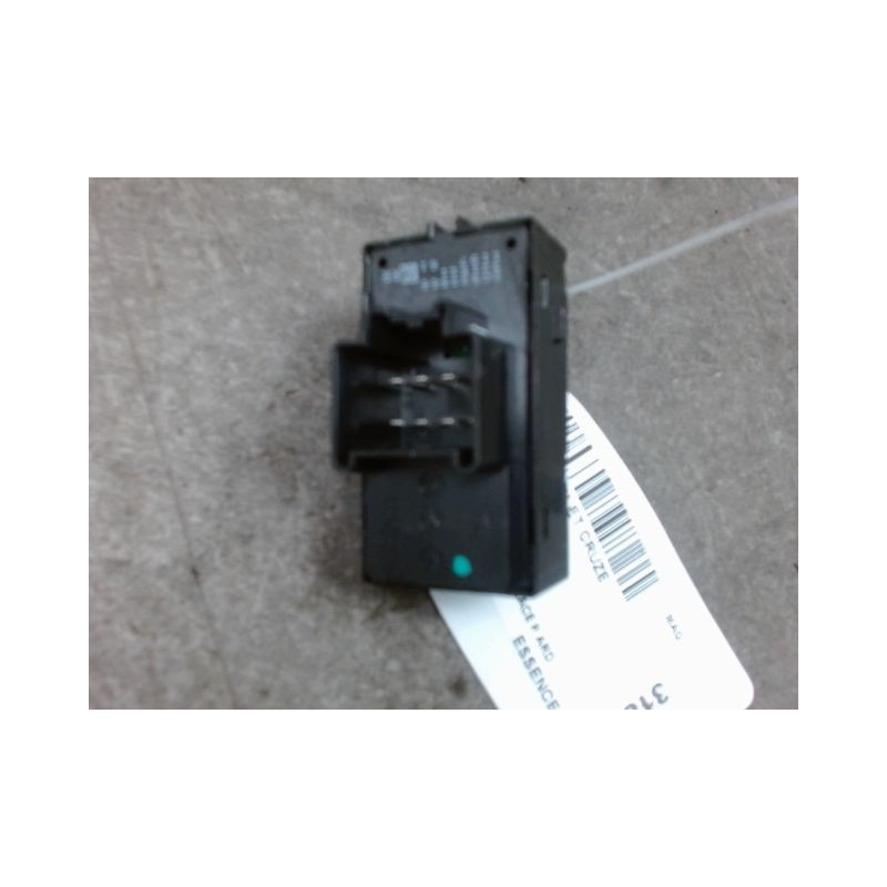COMMANDE LEVE-GLACE PORTE ARD CHEVROLET CRUZE