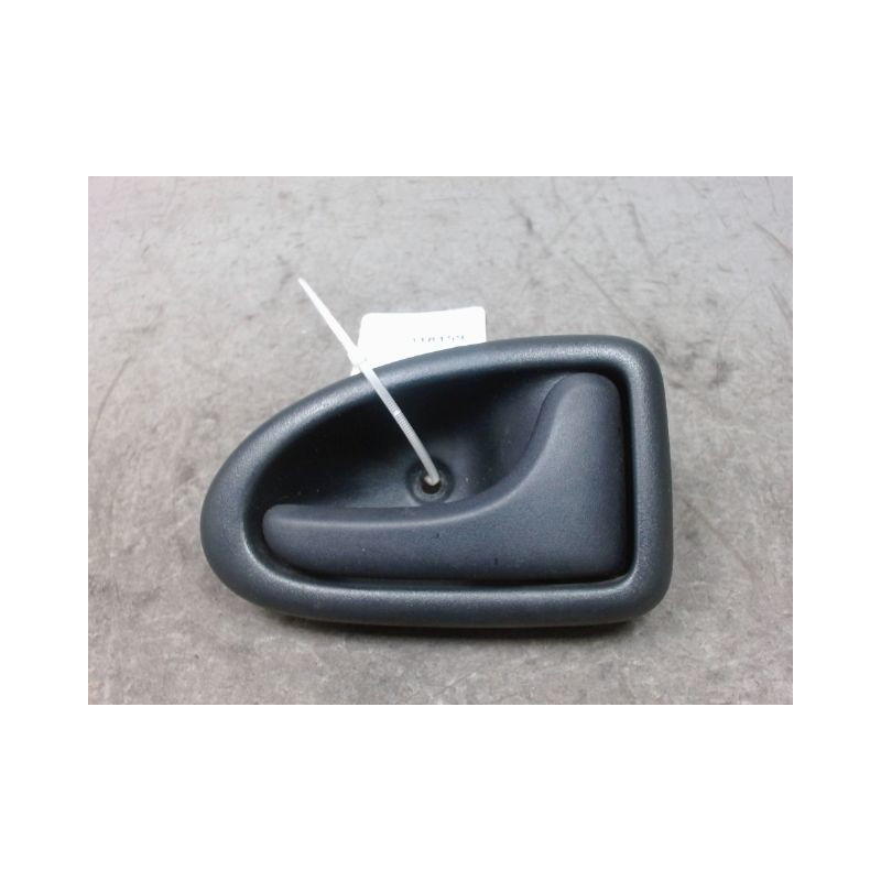 POIGNEE INTERIEURE PORTE ARRIERE DROIT RENAULT CLIO II PH.2 01-06