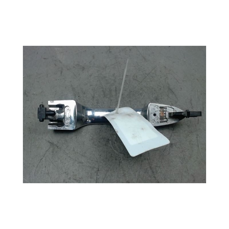 POIGNEE EXTERIEURE PORTE AVANT GAUCHE ALFA ROMEO MITO -08