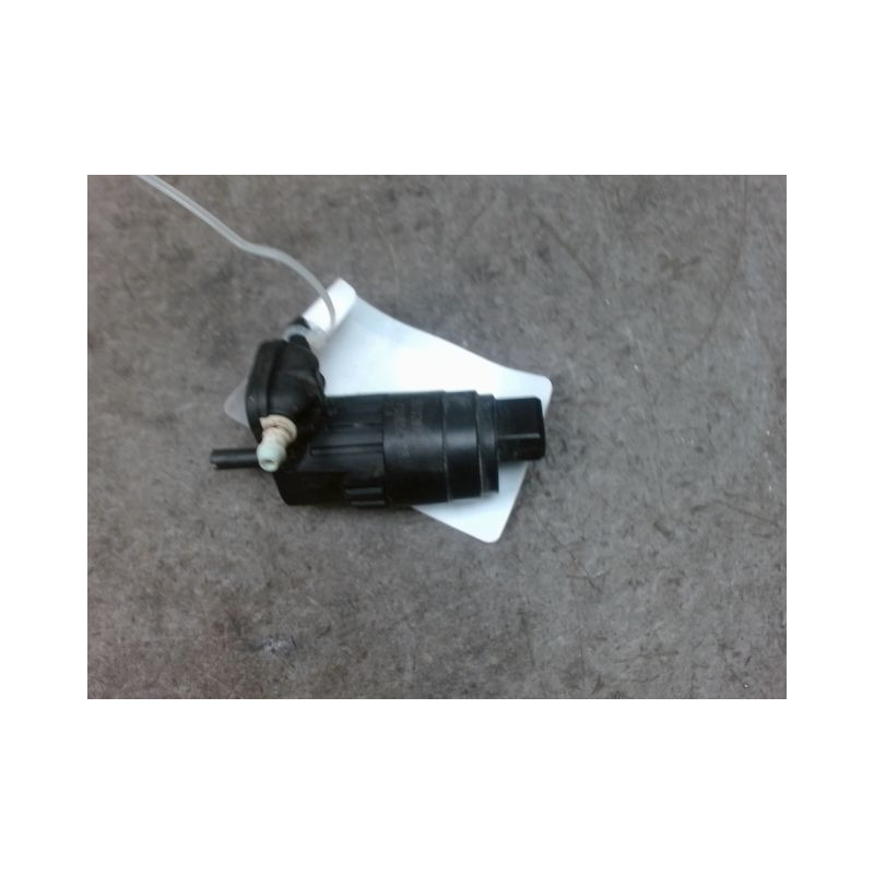 POMPE LAVE-GLACE AVANT OPEL CORSA