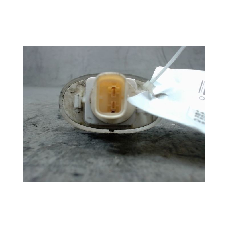 REPETITEUR AILE DROIT OPEL KARL