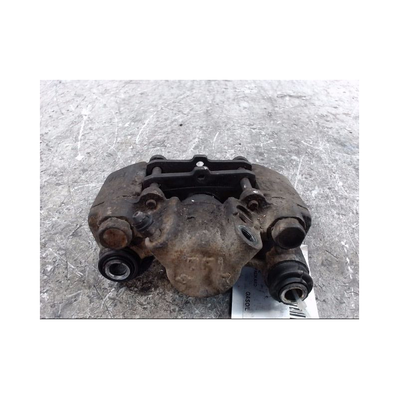 ETRIER DE FREIN ARRIERE DROIT TOYOTA RAV4