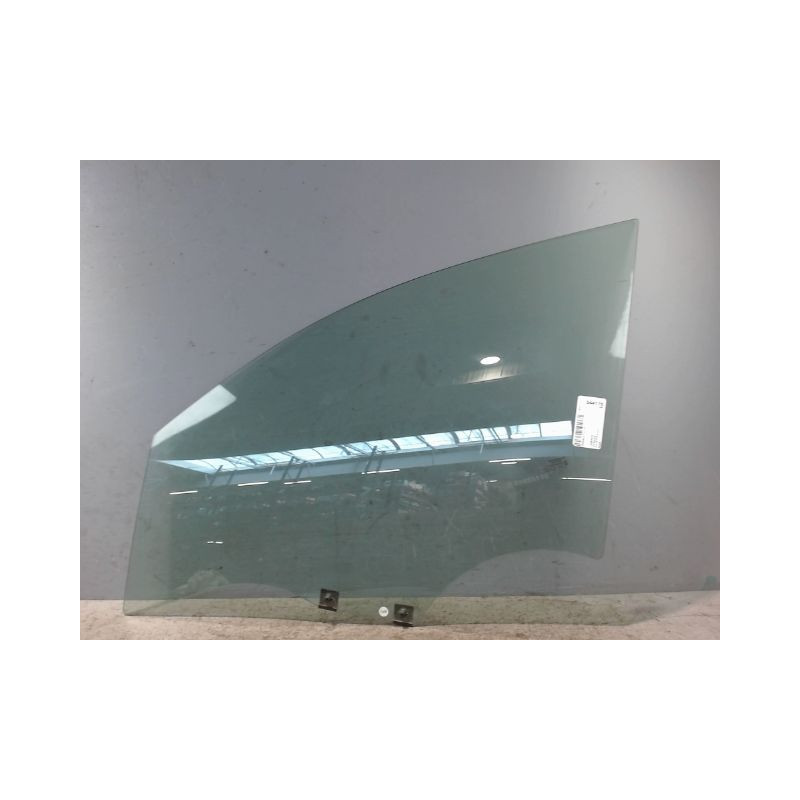 GLACE PORTE AVG RENAULT CLIO