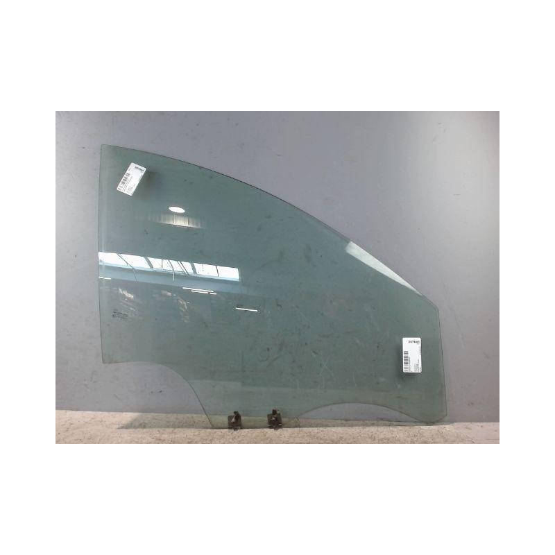 GLACE PORTE AVD DACIA SANDERO 2008-