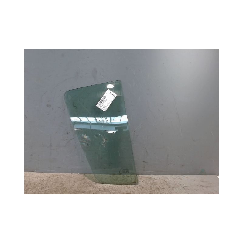 GLACE FIXE PORTE ARD DACIA SANDERO 2008-