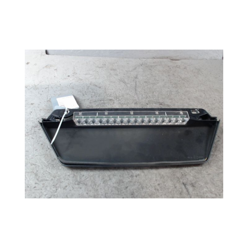 FEUX STOP SUPPLEMENTAIRE RENAULT LAGUNA III 2009-