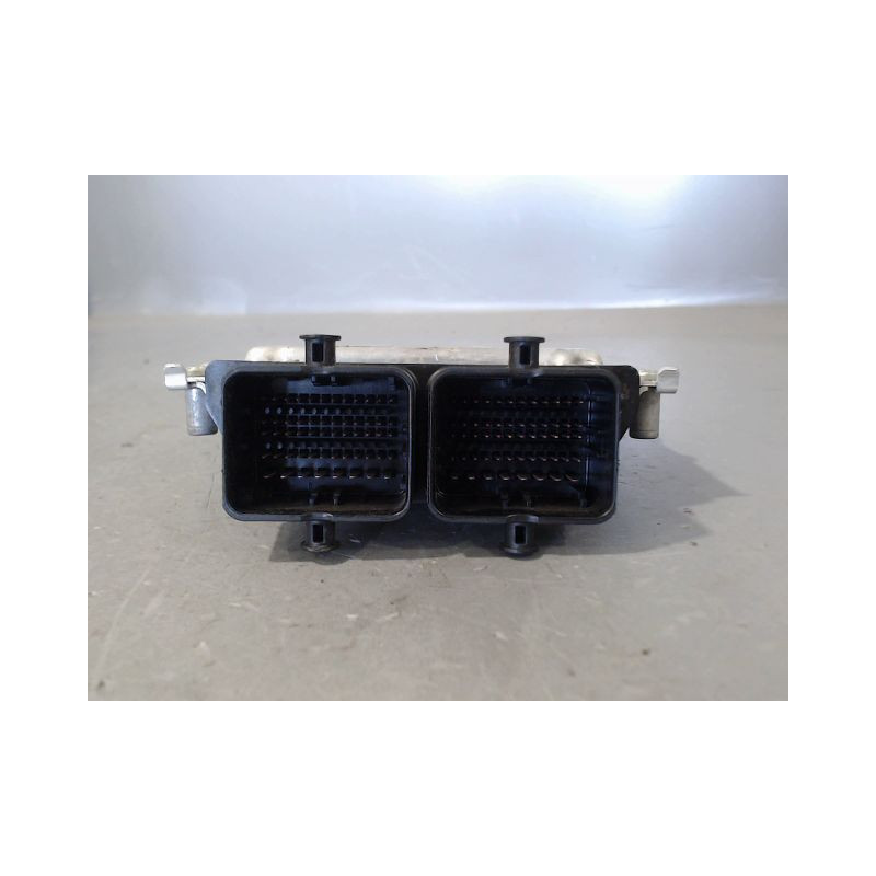 CALCULATEUR MOTEUR SKODA CITIGO