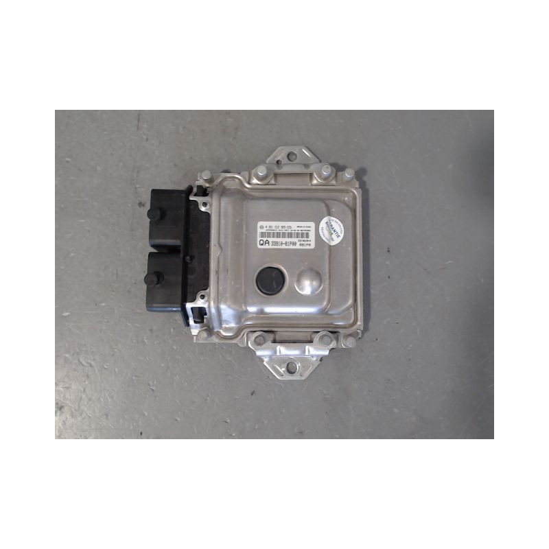CALCULATEUR MOTEUR SUZUKI SWIFT