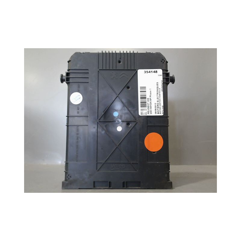 BOITIER GESTION HABITACLE PEUGEOT 208 Phase 1 2012-...