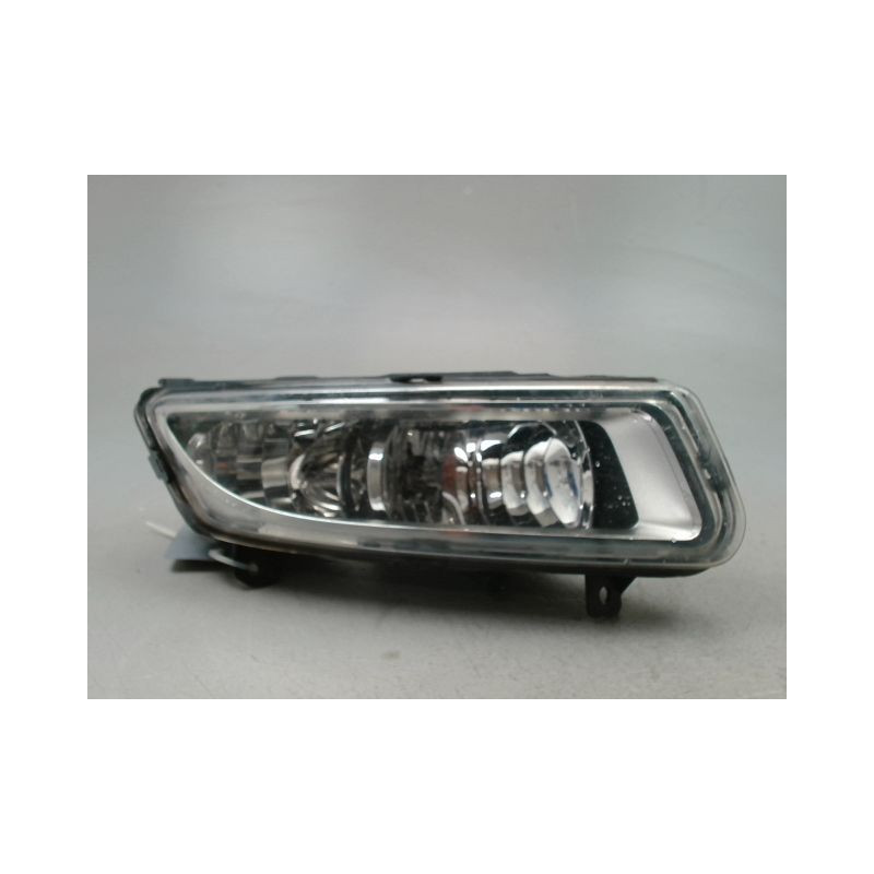 PHARE ANTIBROUILLARD AVANT DROIT VOLKSWAGEN POLO 2009-