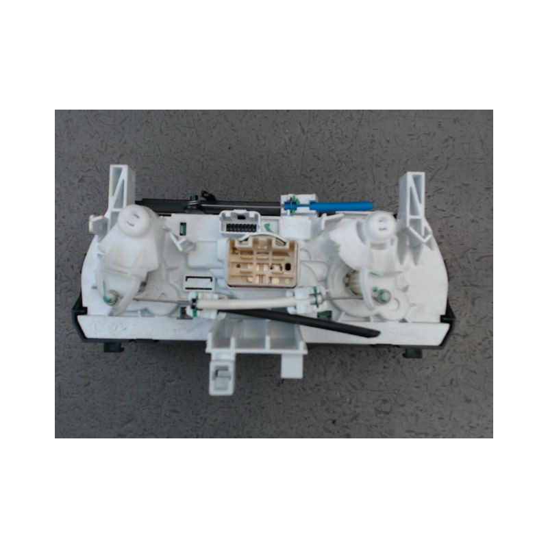 COMMANDE DE CHAUFFAGE DACIA SANDERO