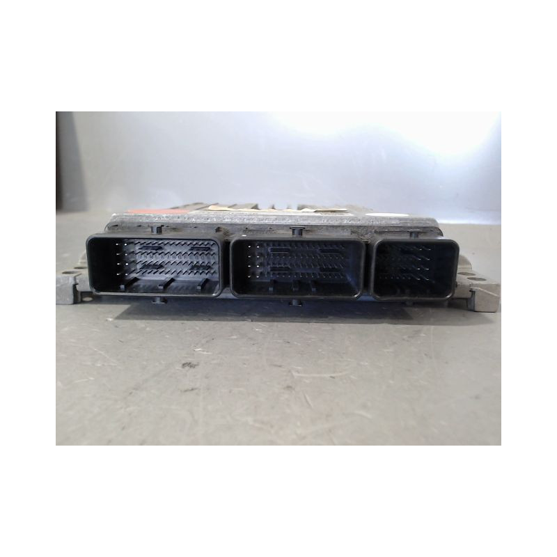 CALCULATEUR MOTEUR MERCEDES CLASSE A