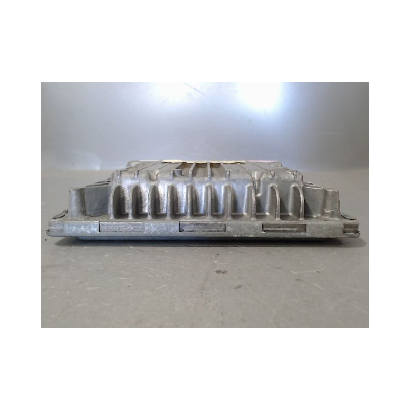CALCULATEUR MOTEUR MERCEDES CLASSE A