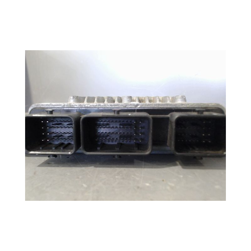 CALCULATEUR MOTEUR CITROEN C2