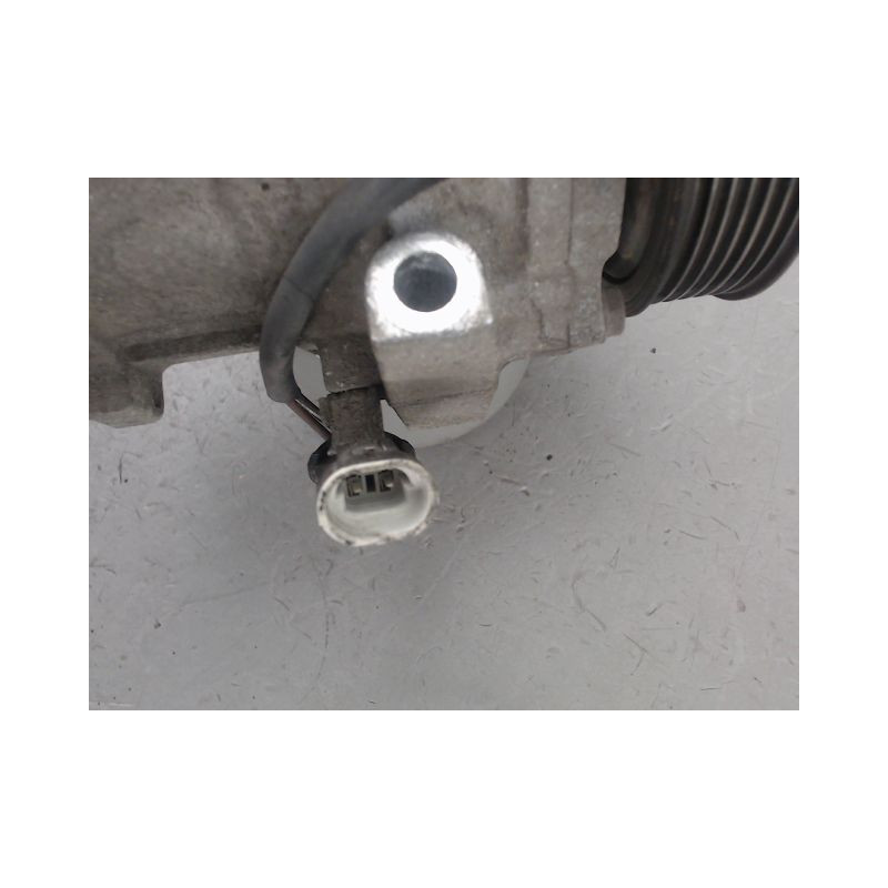 COMPRESSEUR AIR CONDITIONNE SUZUKI SPLASH
