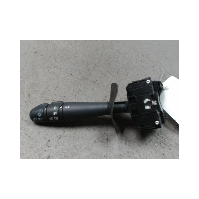 COMMANDE CLIGNOTANT RENAULT CLIO II PH.2 01-06