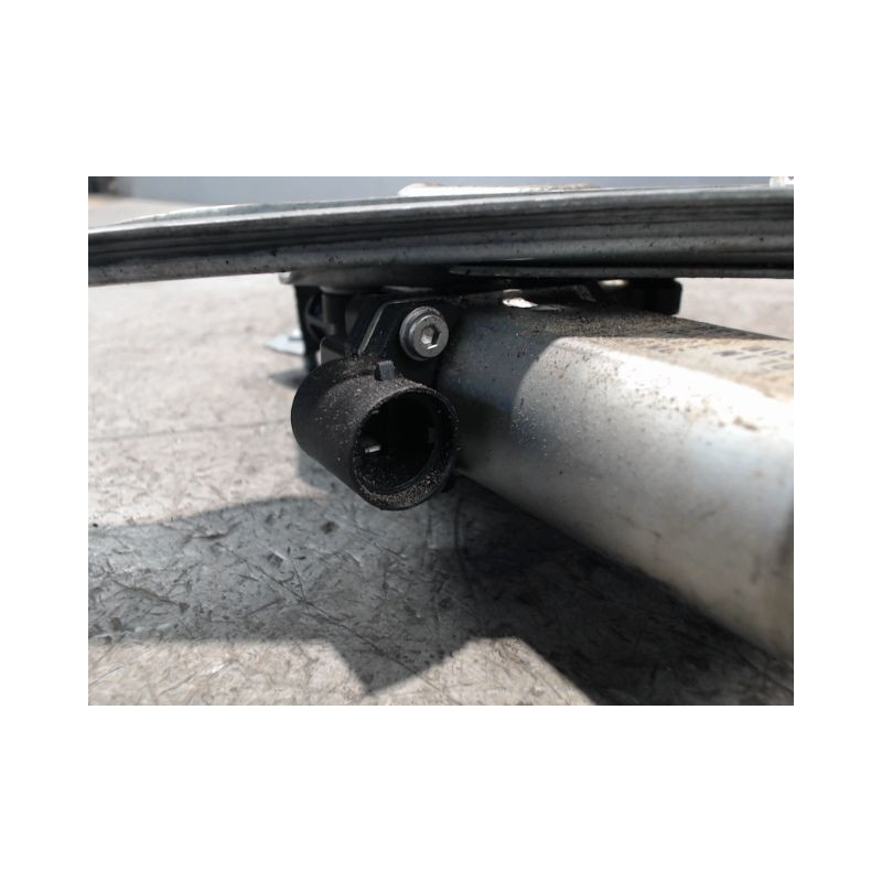 MECANISME+MOTEUR LEVE-GLACE AVANT GAUCHE DACIA SANDERO 2008-