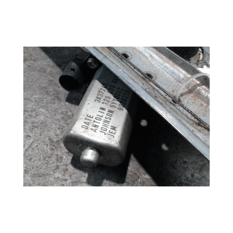 MECANISME+MOTEUR LEVE-GLACE AVANT GAUCHE DACIA SANDERO 2008-