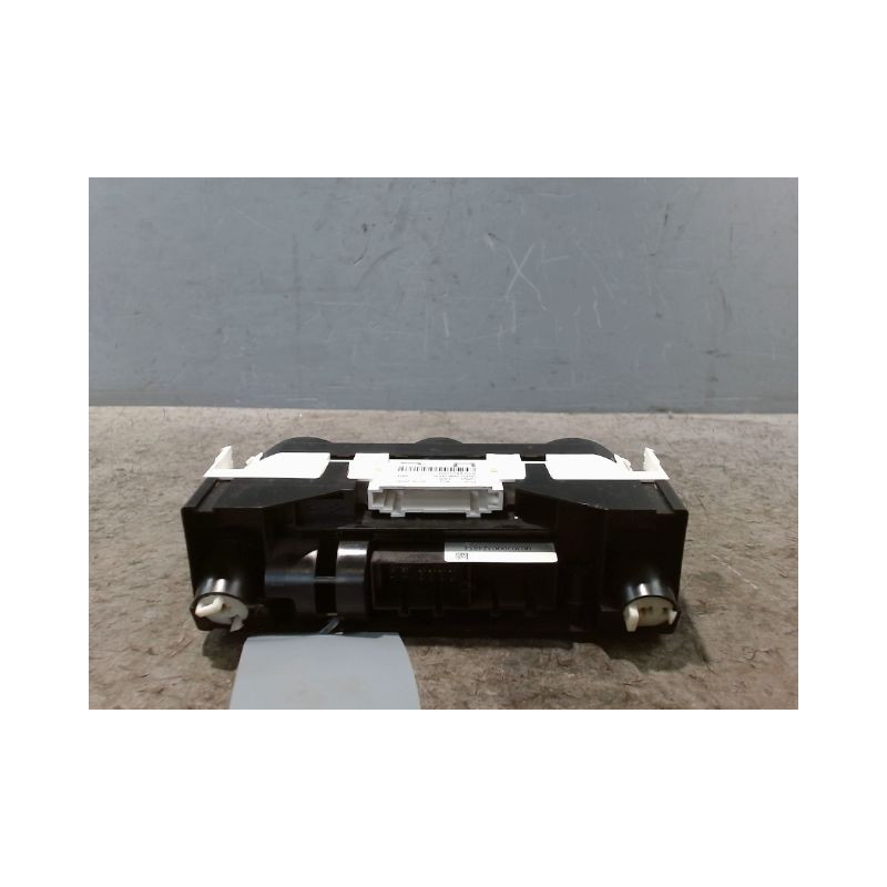 COMMANDE DE CHAUFFAGE AUDI A1