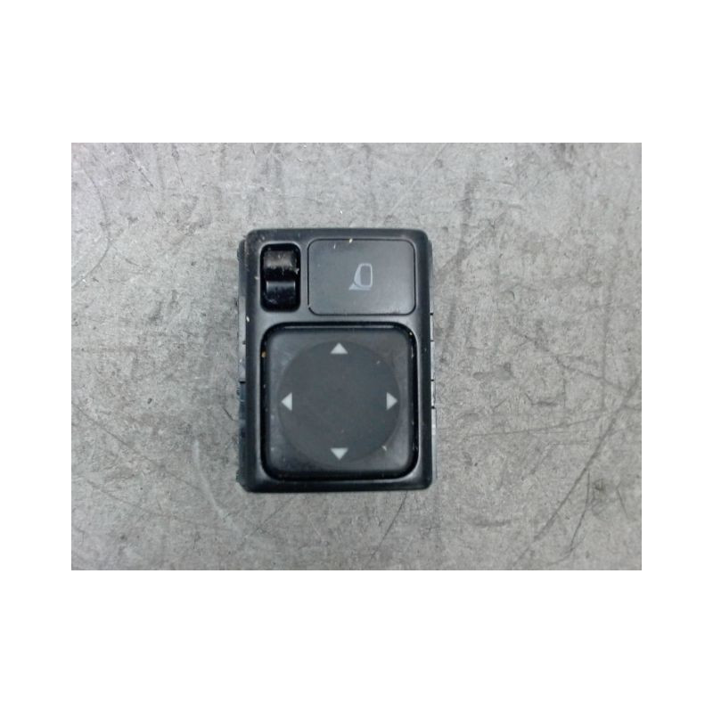 COMMANDE RETROVISSEUR EXTERIEUR ELECTRIQUE NISSAN MICRA