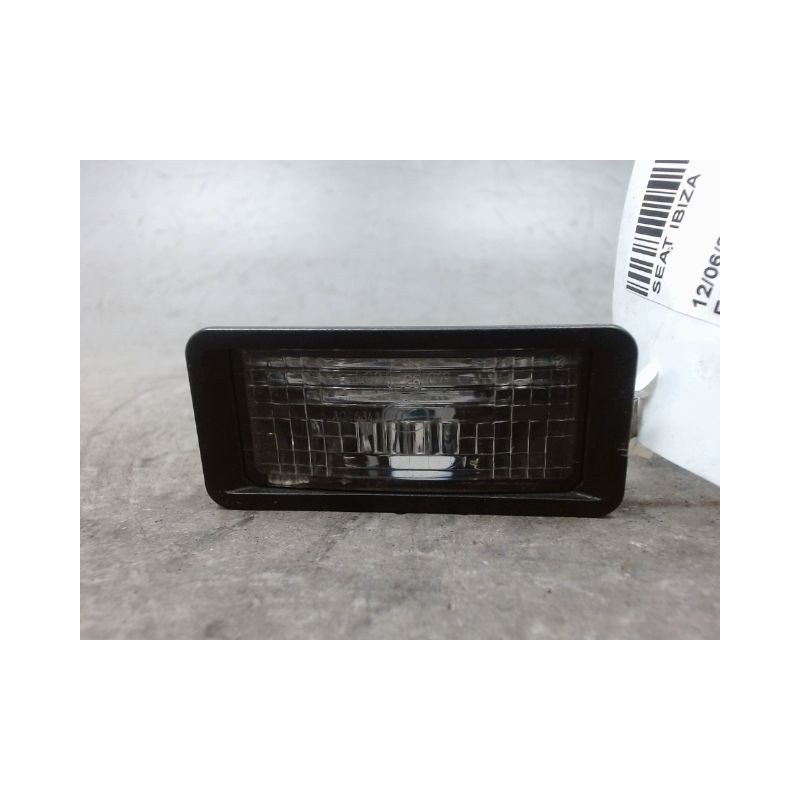 ECLAIREUR PLAQUE DE POLICE SEAT IBIZA