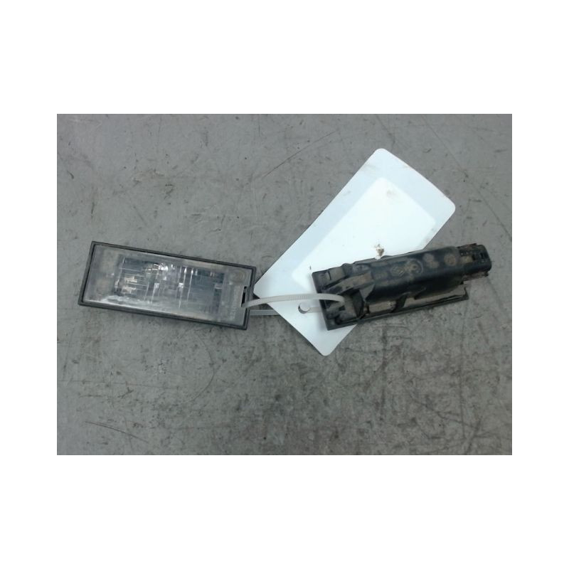 ECLAIREUR PLAQUE DE POLICE RENAULT CLIO IV 2012-