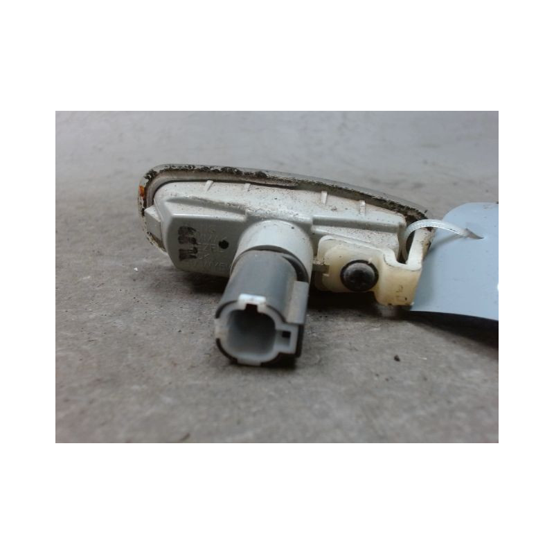 REPETITEUR AILE GAUCHE KIA RIO