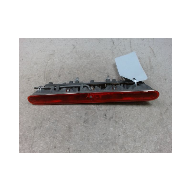 FEUX STOP SUPPLEMENTAIRE PEUGEOT 206 5P