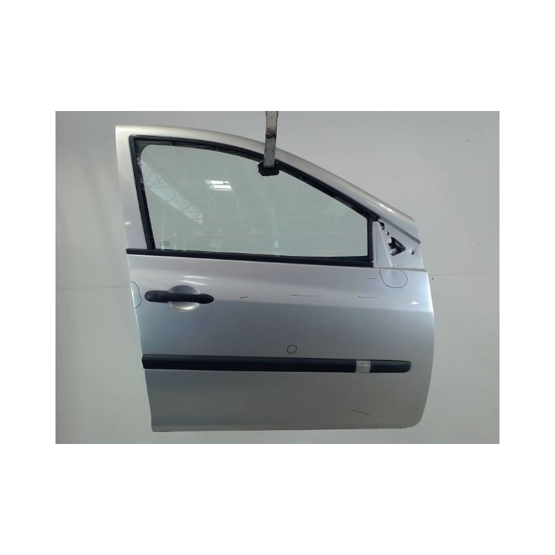 PORTE AVANT DROIT RENAULT CLIO III 2009-