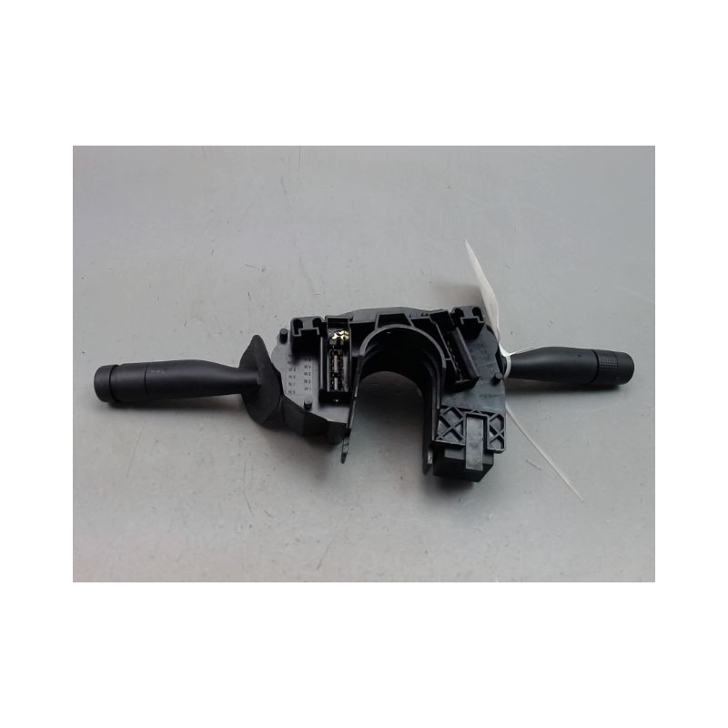 BLOC COMMODOS FORD KA