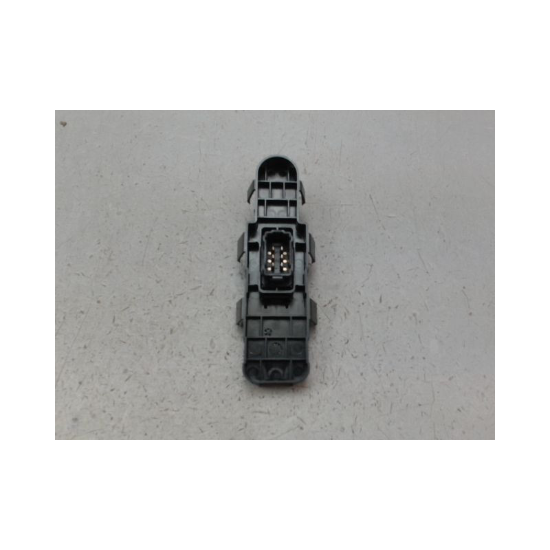 COMMANDE LEVE-GLACE PORTE AVD PEUGEOT 207