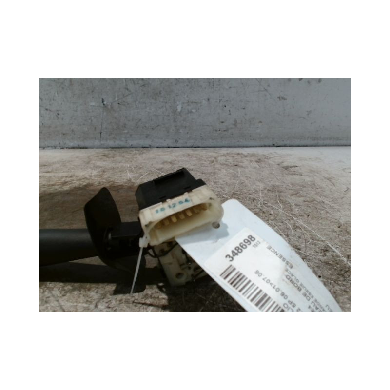 COMMANDE ESSUIE GLACE RENAULT CLIO