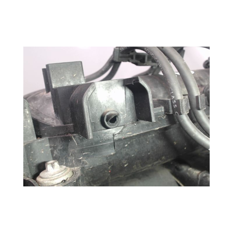 MOTEUR ESSENCE RENAULT TWINGO 2 1.2 16V 